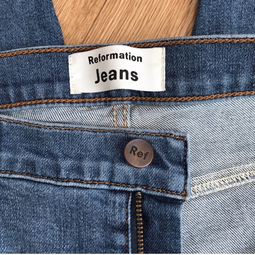 Reformation Suzie Jean in Rhine - Picture 4 of 8